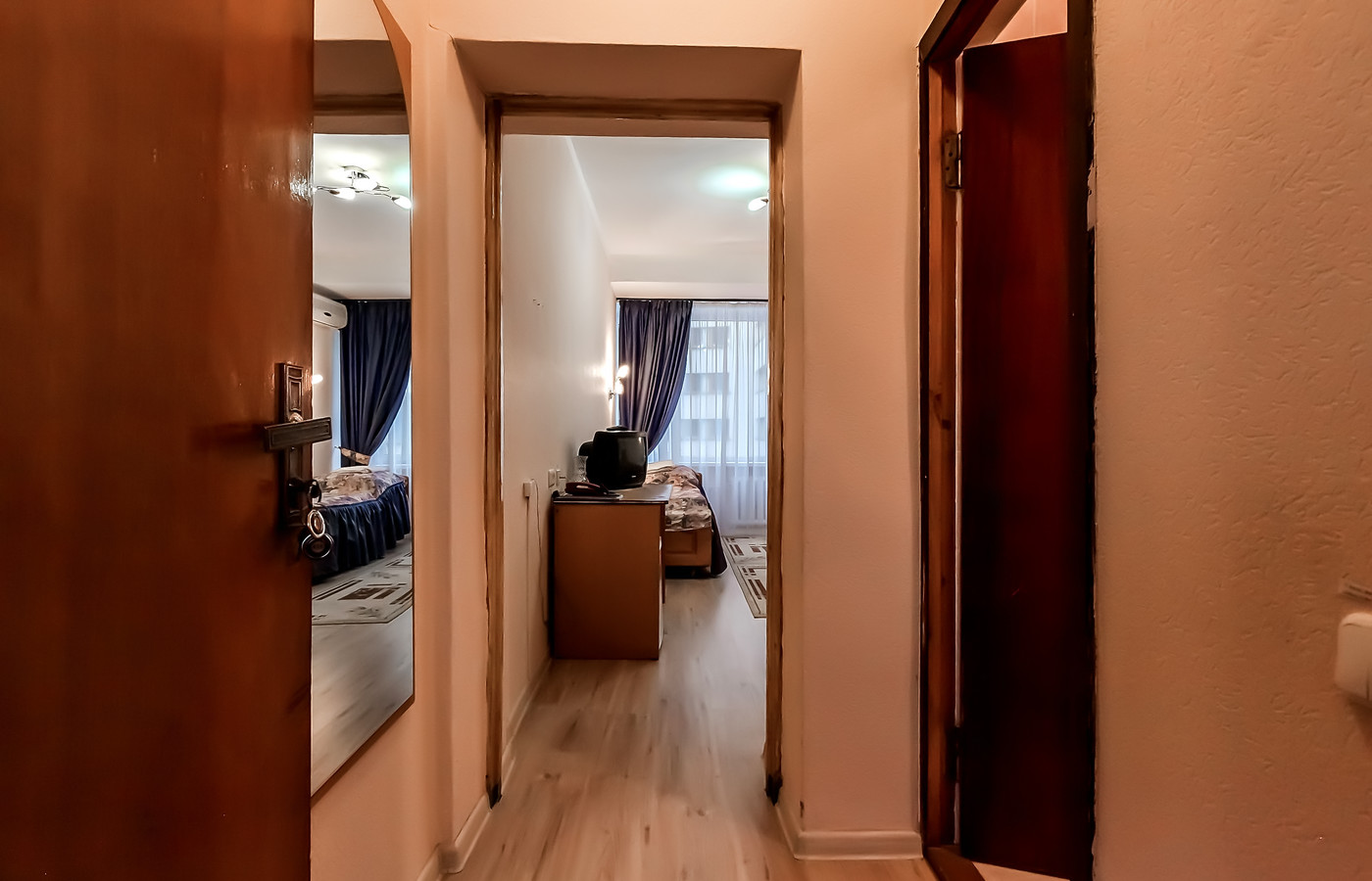 Эконом 2-местный  "твин"  без балкона