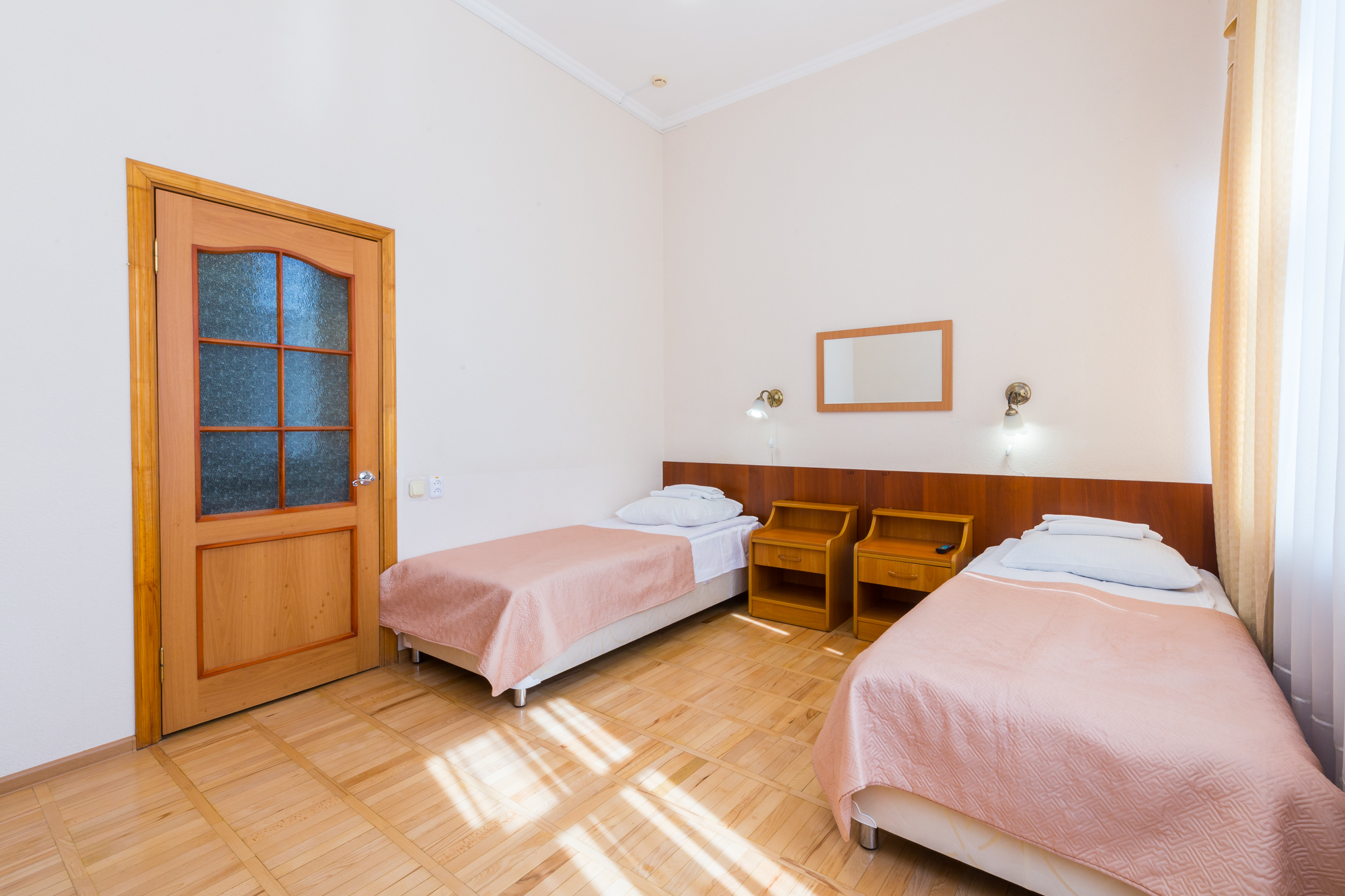 Стандартный 2-местный 2 категории 1-комнатный корп. 1 (2к2м1к1)  