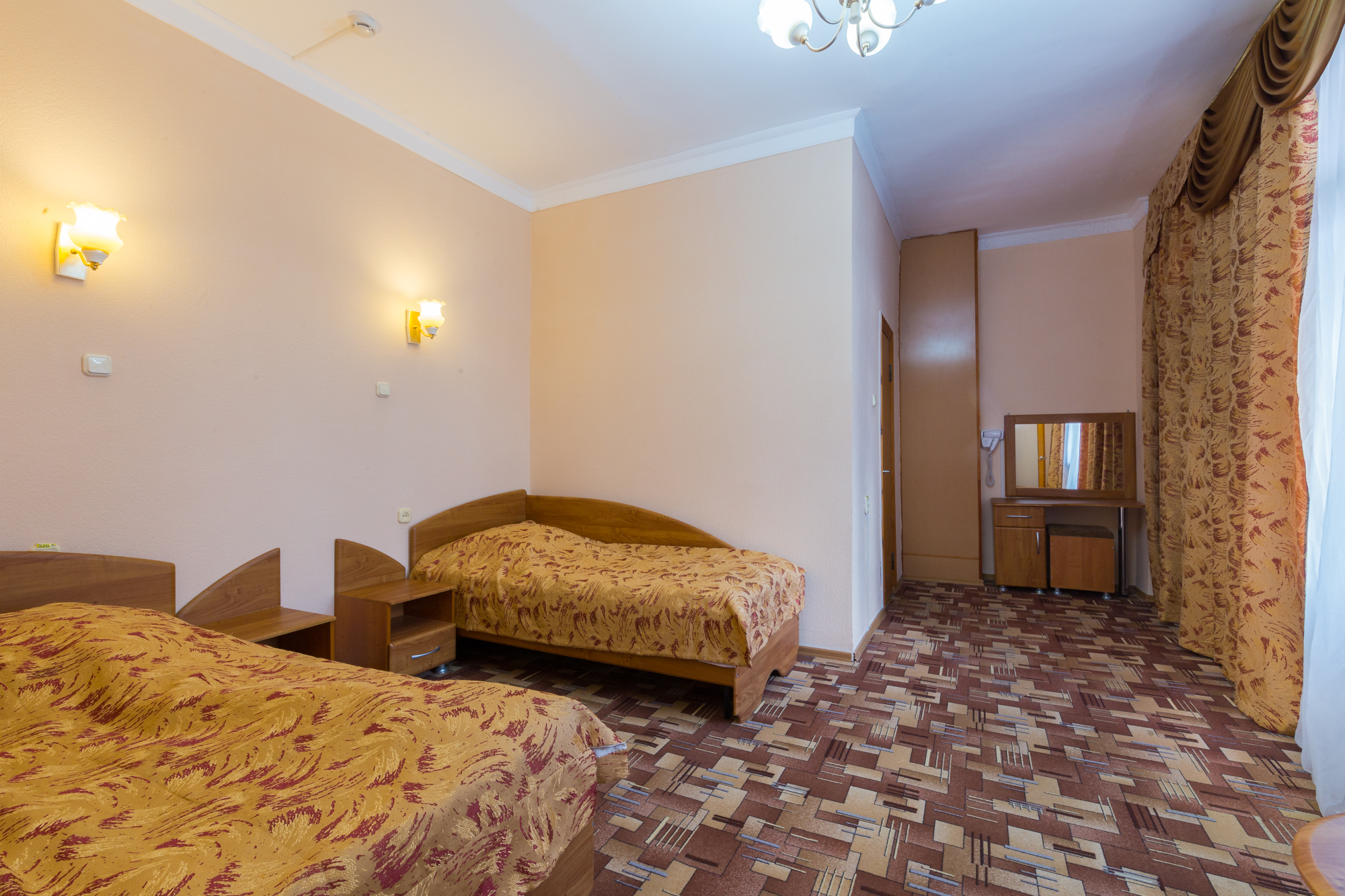 Студия  2-местная 2-комнатная в корп.горный (с2м2кг)