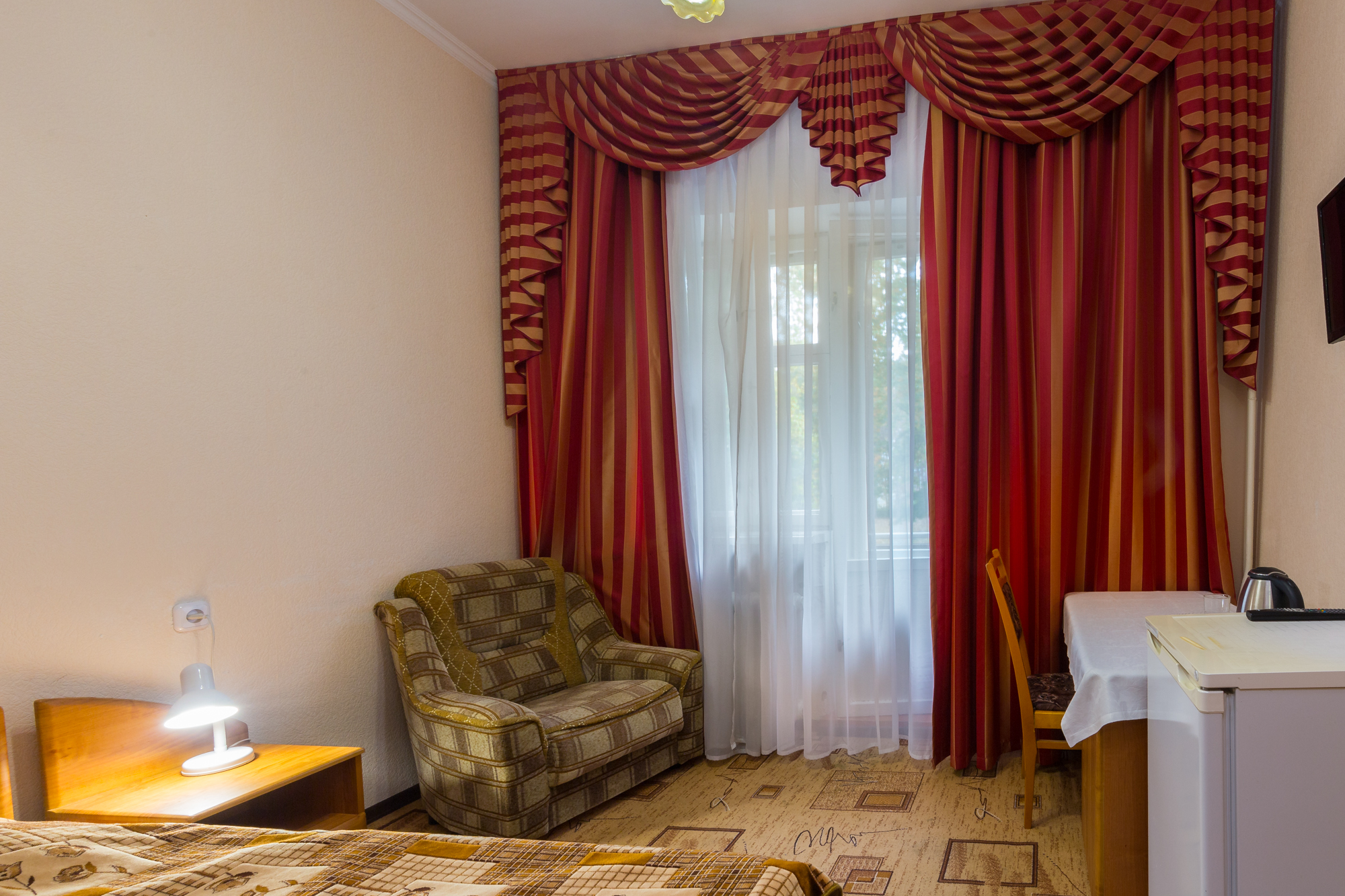 Стандартный 1-местный 1 категории 1-комнатный корп. горный (1к1м1кг)