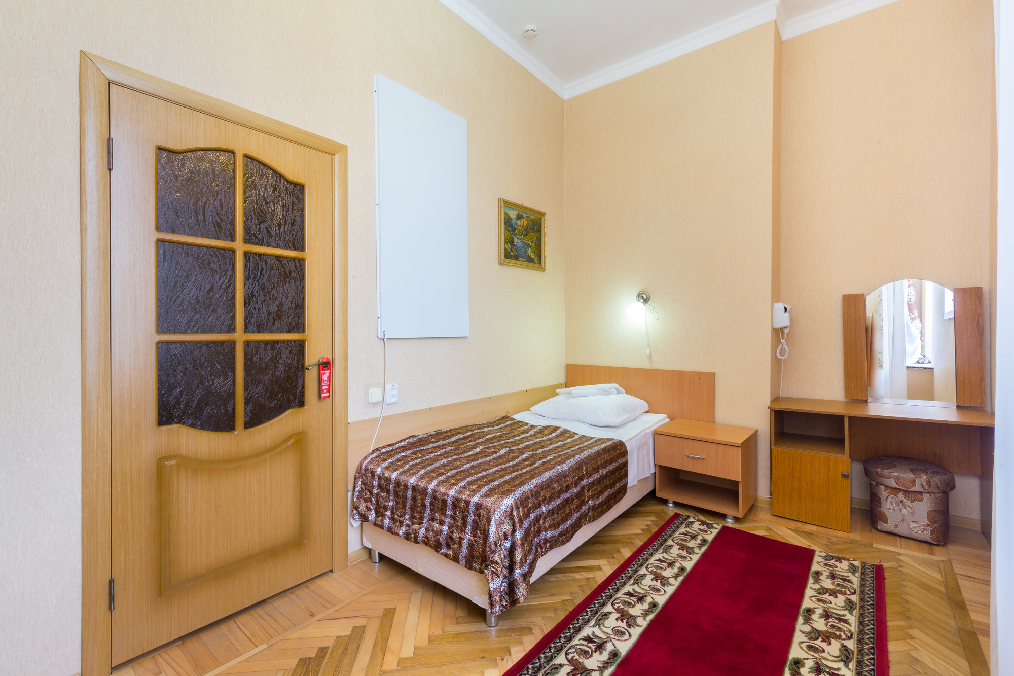 Стандартный 1-местный 2 категории 1-комнатный корп. 4 (2к1м1к4)