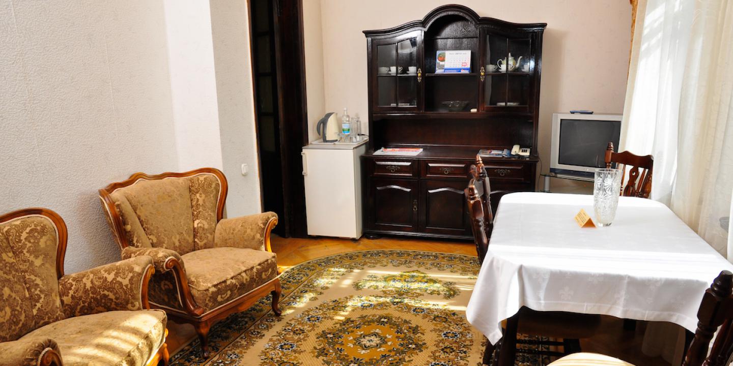 Стандарт 2 местный 2 комнатный номер в коттедже 4