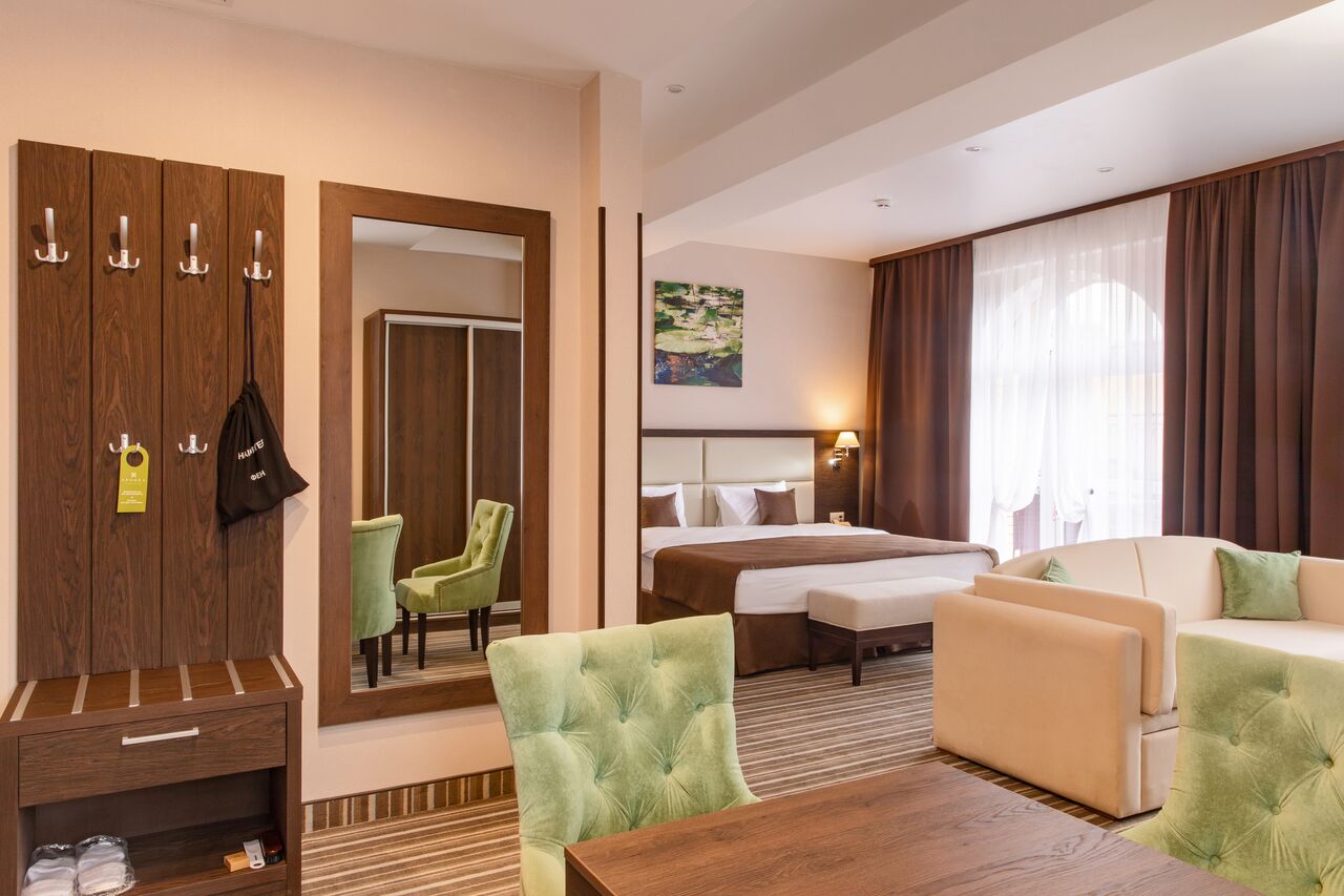 Студио студия с террасой