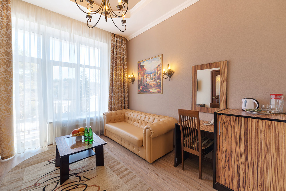 Люкс 2-местный  2-комнатный