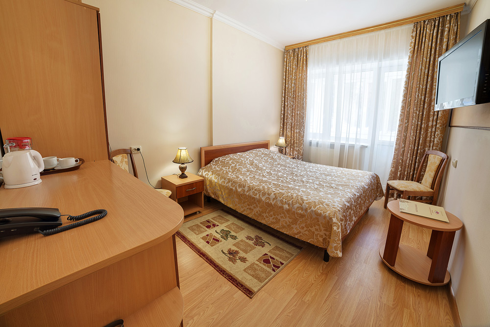 1 категория 1 место в 2-местном  номере с подселением