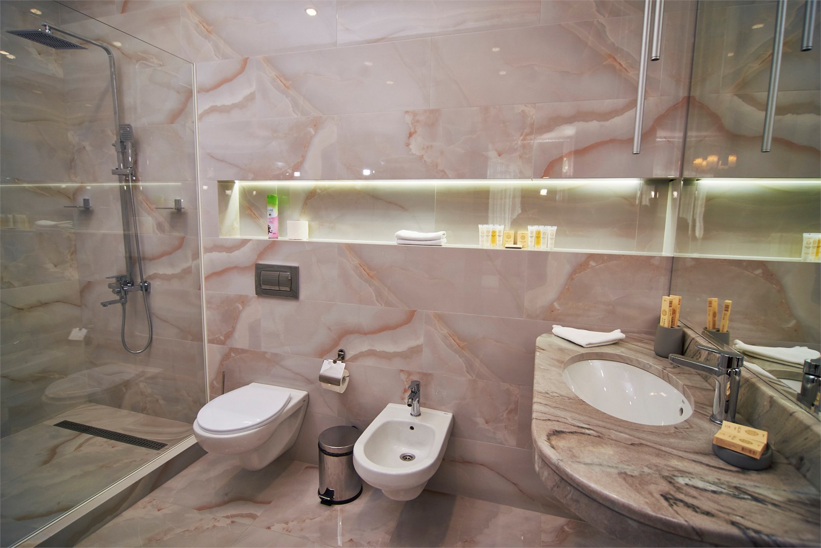 Семейный  номер люкс/ family suite