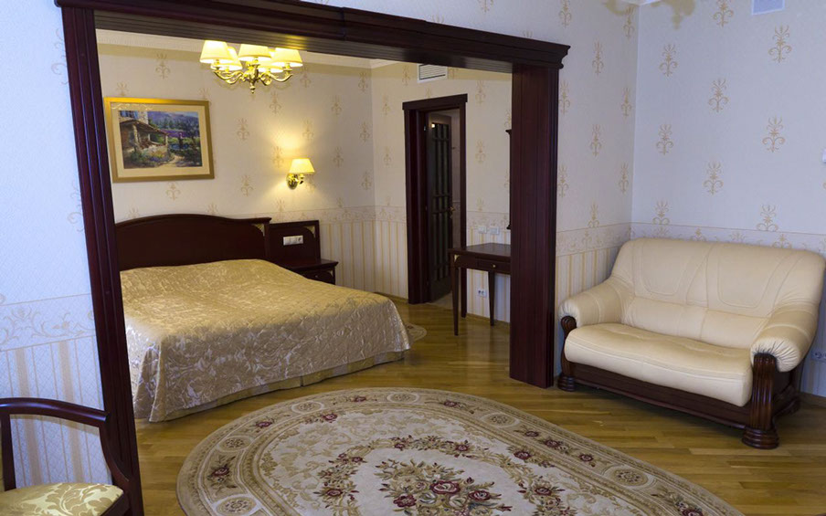 Люкс сюит 2-местный 2-комнатный 