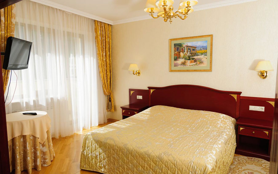 Люкс сюит 2-местный 2-комнатный 