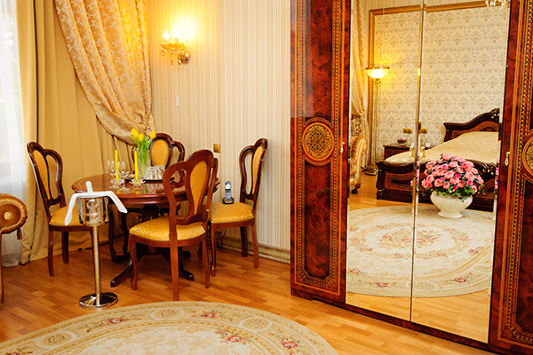 Люкс студия 1-комнатный (45 м.кв.)   на 6 этаже