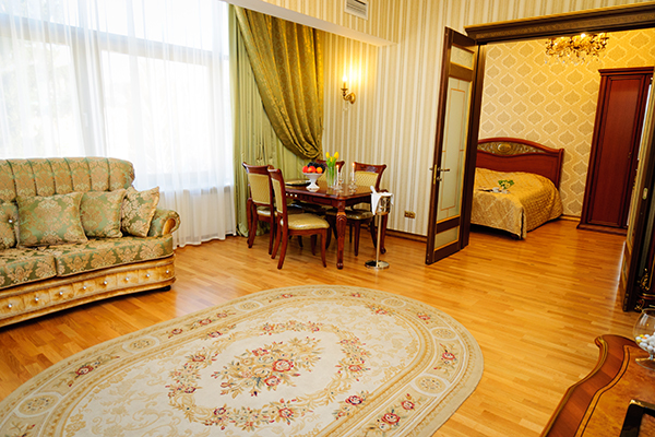 Люкс синдика 2-комнатный с кухней, 67 м.кв.