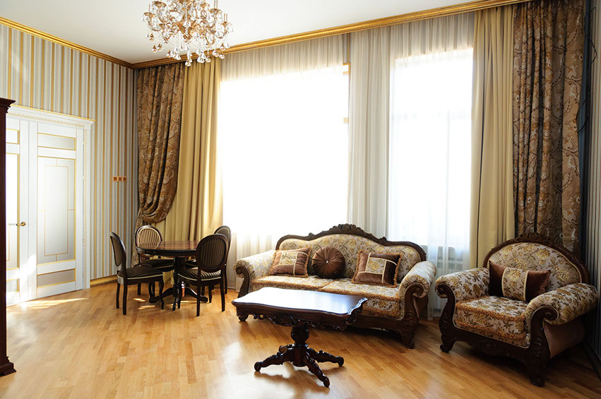 Люкс посольский 2-комнатный 2-местный, 65 м.кв. на 6 этаже