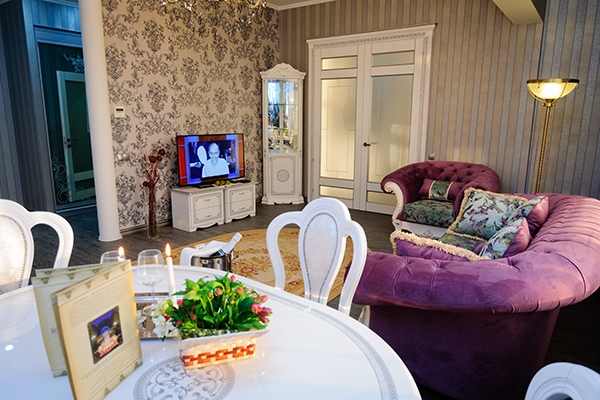 Люкс серебрянный 3-комнатный 4-местный с кухней, 115 м.кв., 6 этаж