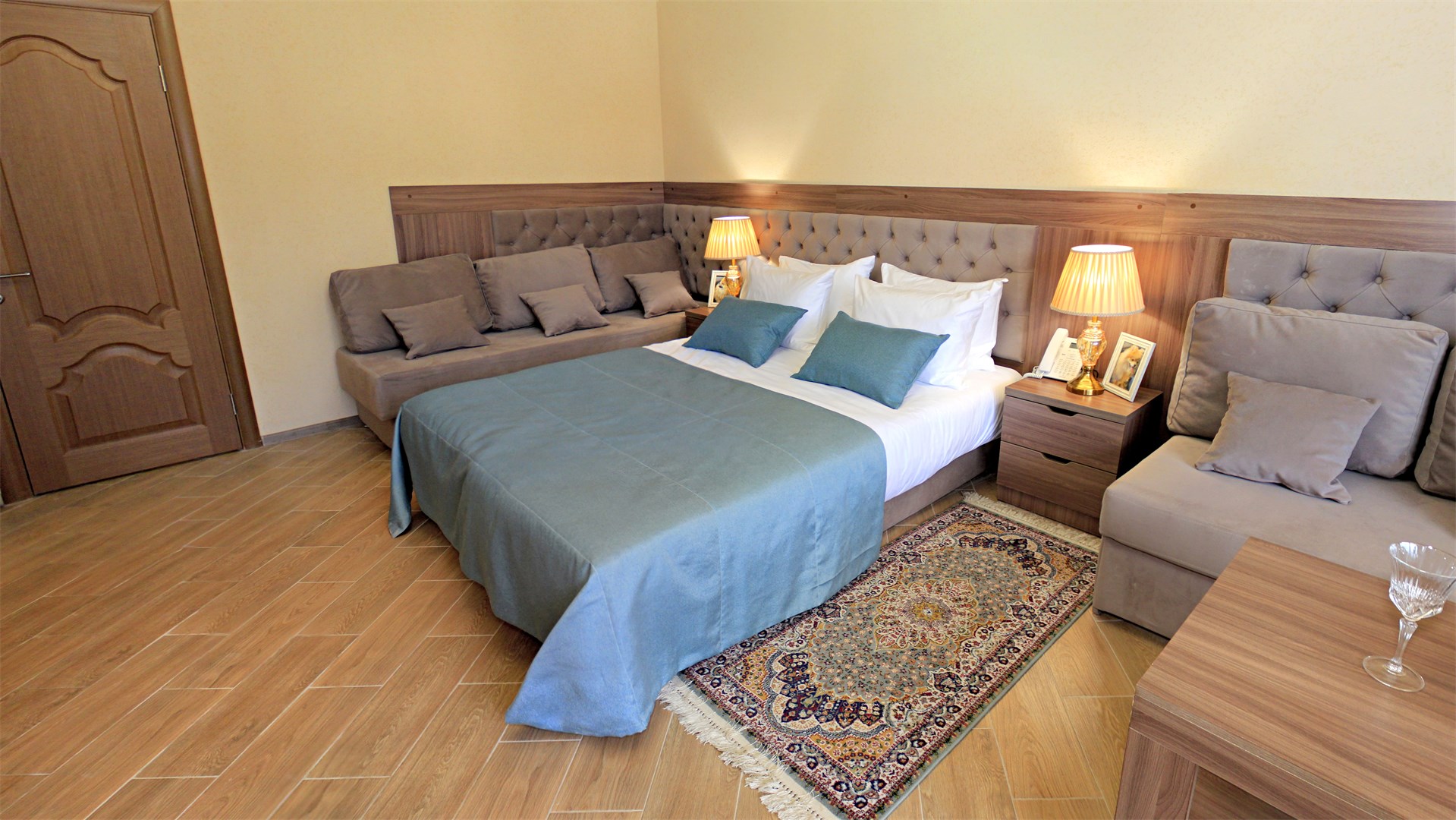 Люкс  семейный 2-местный 2 комнатный